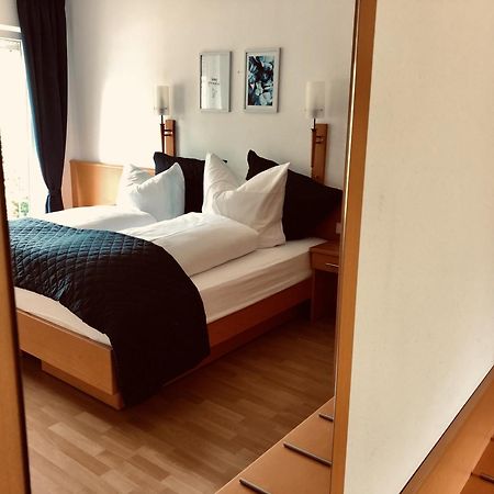 Am Landhaus - Gaestezimmer Walsheim المظهر الخارجي الصورة